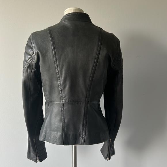 Ted Baker London - Picture 2 of 2